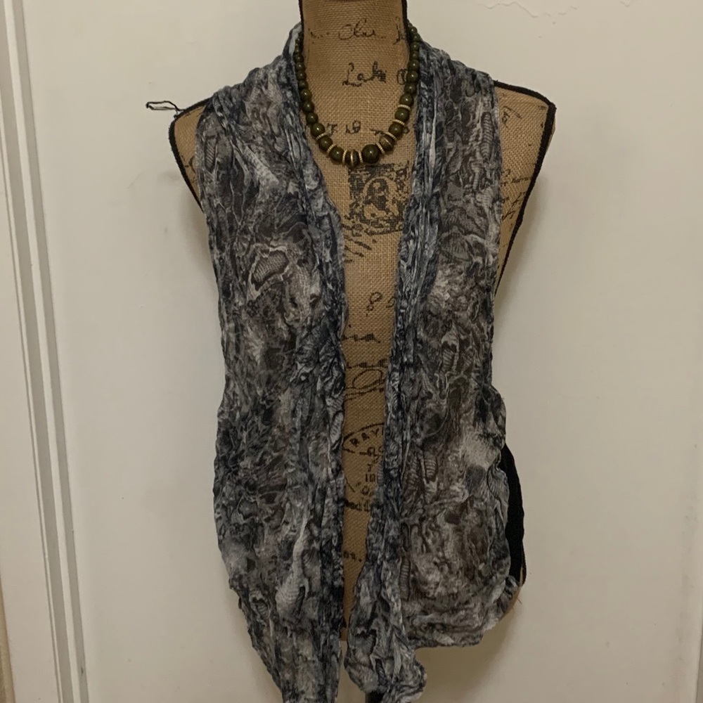 🆕 scarf inspired top